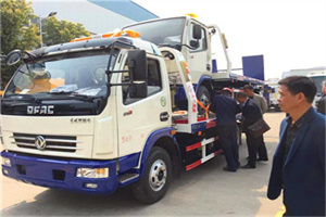 策勒汽车道路救援拖车价格